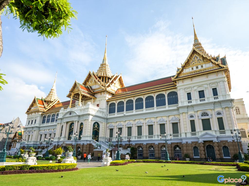 Chakri Maha Prasat Hall