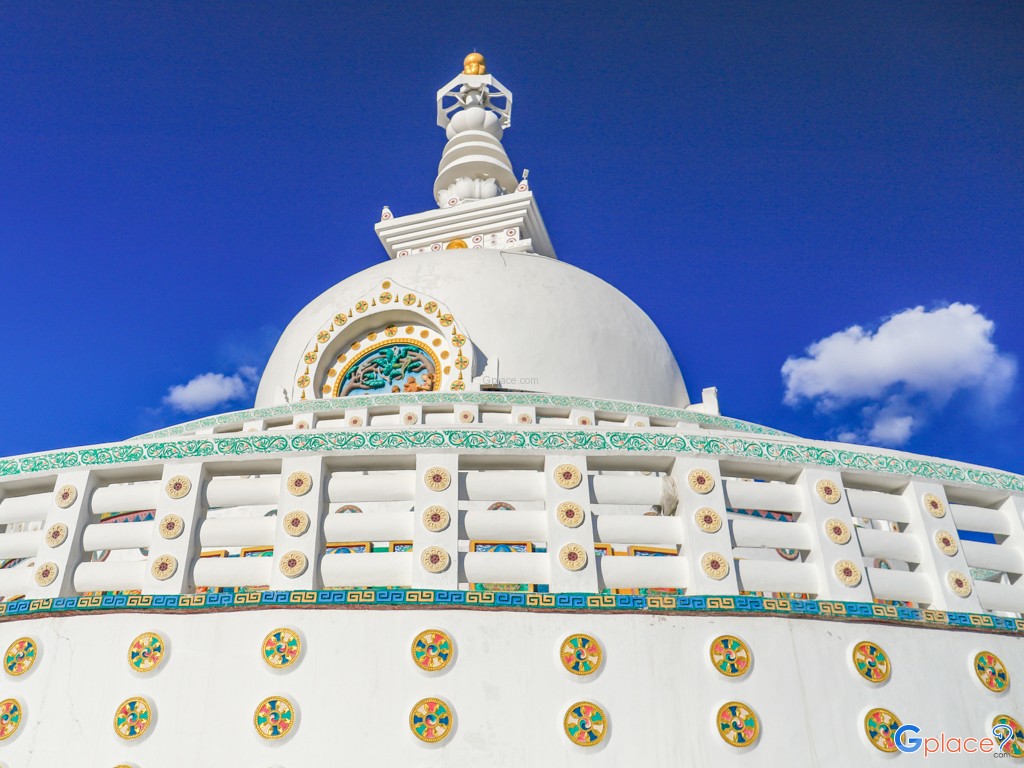 สันติสถูป Shanti Stupa