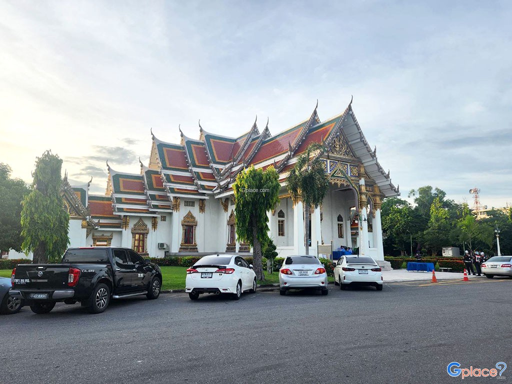 วัดพระศรีมหาธาตุวรมหาวิหาร บางเขน