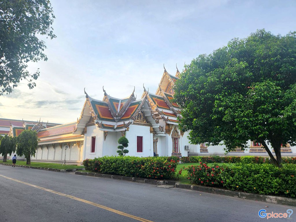 วัดพระศรีมหาธาตุวรมหาวิหาร บางเขน