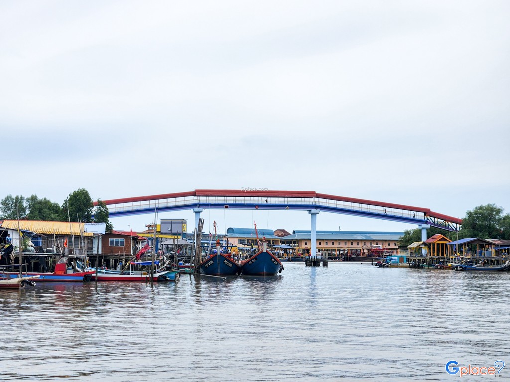 สะพานสายรุ้ง ปะลิส