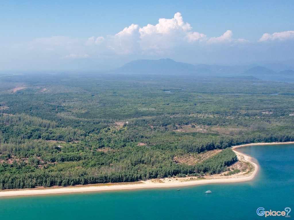 เกาะพระทอง