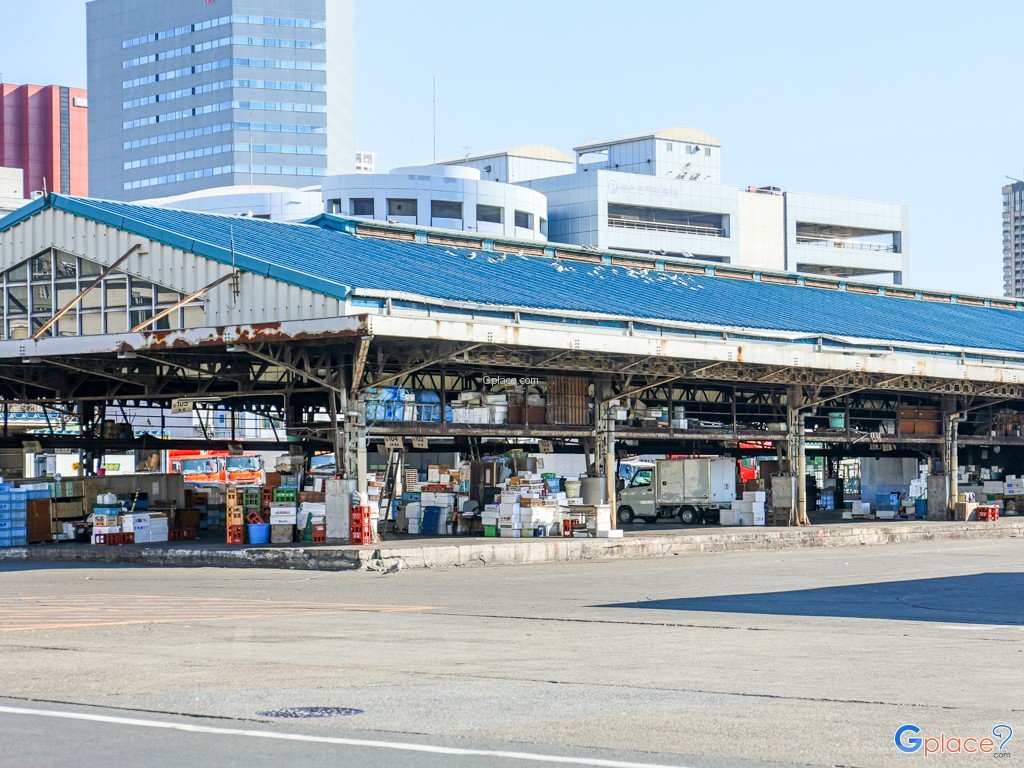 ตลาดปลาส่วนขายส่ง Tsukiji Wholesale Market