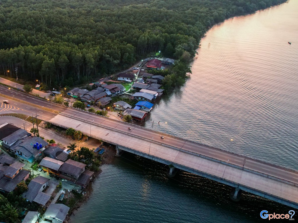 สะพานข้ามคลองละอุ่น